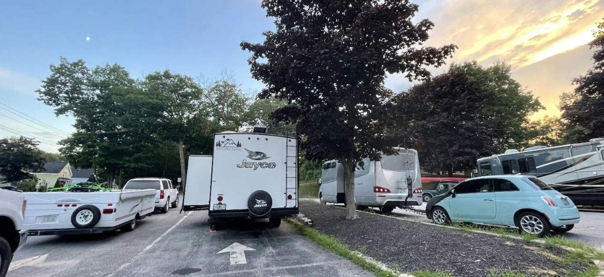 OVERNIGHT PARKING IN YOUR RV