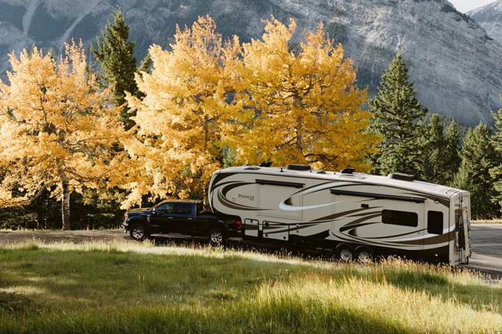 What's Different About Driving With an RV
